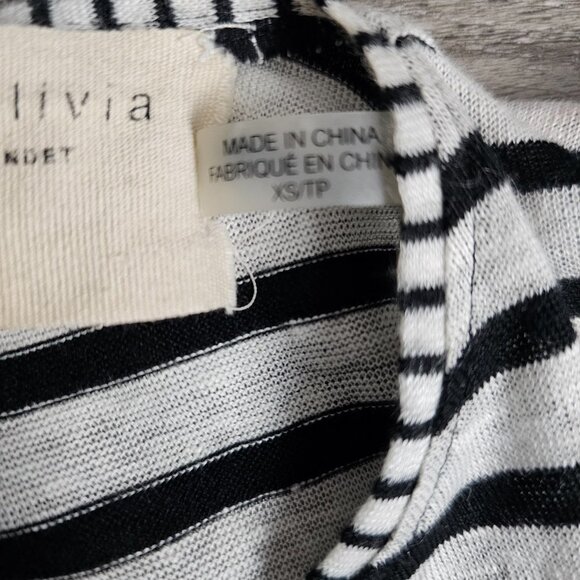 Alice + Olivia by Stacey Bendet Striped Short Sleeve Linen Blend Shift Dress - Picture 4 of 9